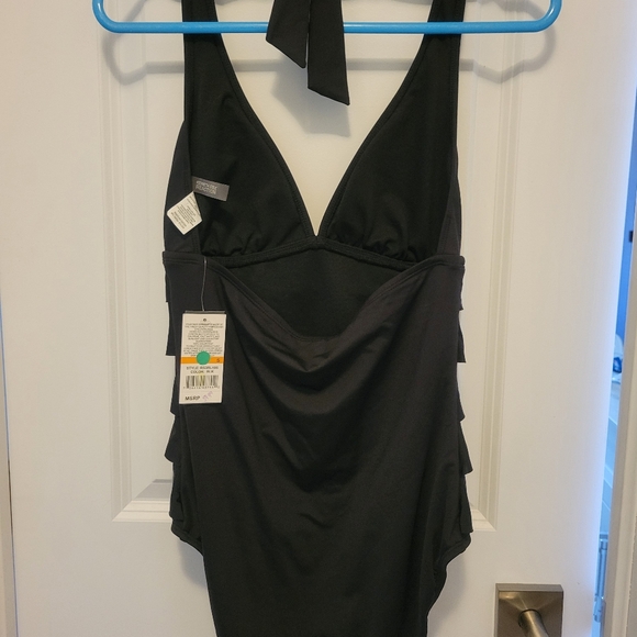 Kenneth cole reaction swimsuit - Picture 2 of 4